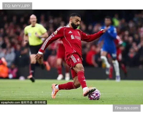 曼联队内竞争白热化:新星强势复苏冲击老将主力席位 曼联队内竞争白热化:新星强势复苏冲击老将主力席位