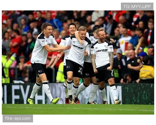 伊普斯维奇镇队强势晋级联赛杯四强，表现惊艳