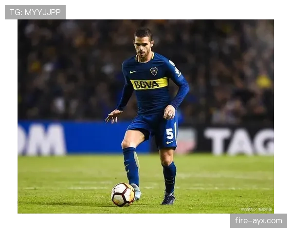 梅赫伦防守数据深度解析：铁血后防成球队稳健表现关键