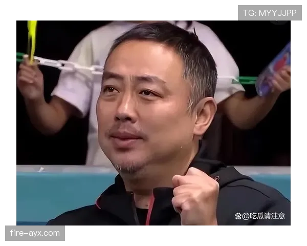 刘国梁这生活节奏，也太不像体育圈的人了，吃个早餐都像拍大片